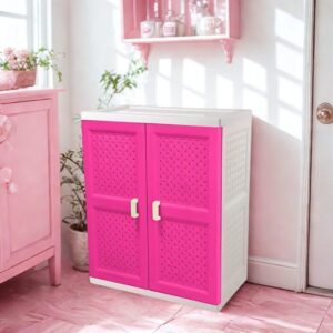 خزانة كلاسيك صغيرة